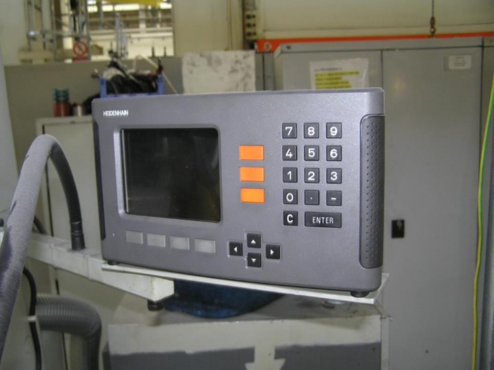 Robôs industriais-14